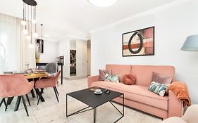 Harmonia Oliwska Premium By Renters Prestige